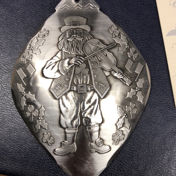 Wendell August Santas of the World IRELAND ornament